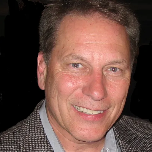 Portrait of Tom Izzo