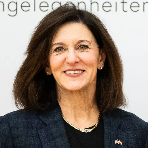 Portrait of Victoria Reggie Kennedy
