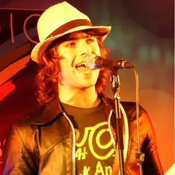 Portrait of Robert Schwartzman