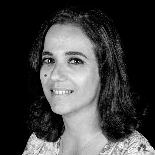 Portrait of Jocelyne Bloch