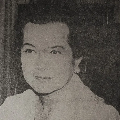 Portrait of Estefania Aldaba-Lim