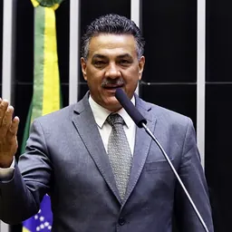Portrait of Emidinho Madeira