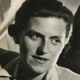Portrait of Annemarie Heinrich