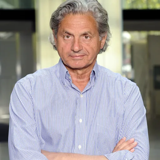 Portrait of Alain Frachon