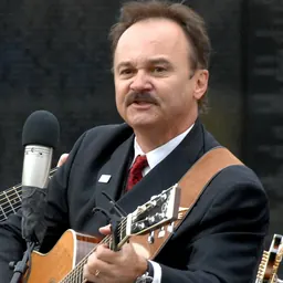 Portrait of Jimmy Fortune
