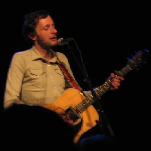 Portrait of Alasdair Roberts