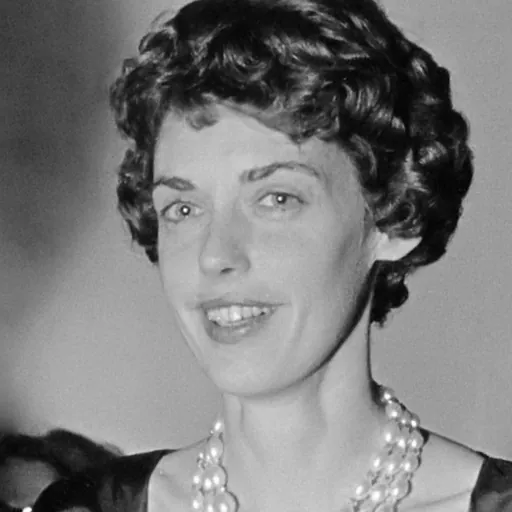 Portrait of Tonke Dragt