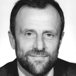 Portrait of Frieder Lippmann