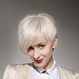 Portrait of Lisa Eckhart