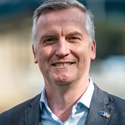 Portrait of Gareth Roberts