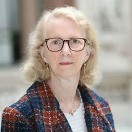 Portrait of Jessica Hand