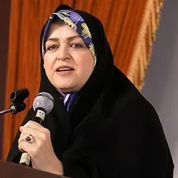 Portrait of Zahra Eshraghi
