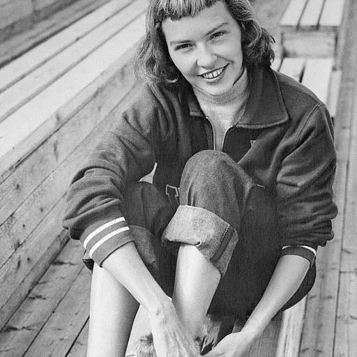 Portrait of Gail Peters