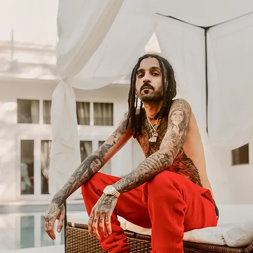 Portrait of Skinny
