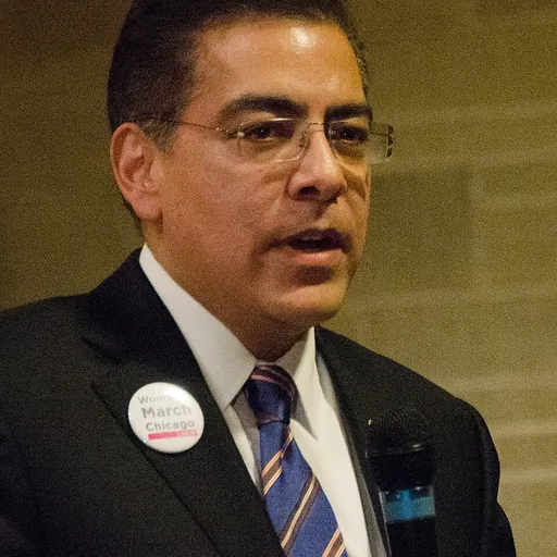 Portrait of Jesse Ruiz