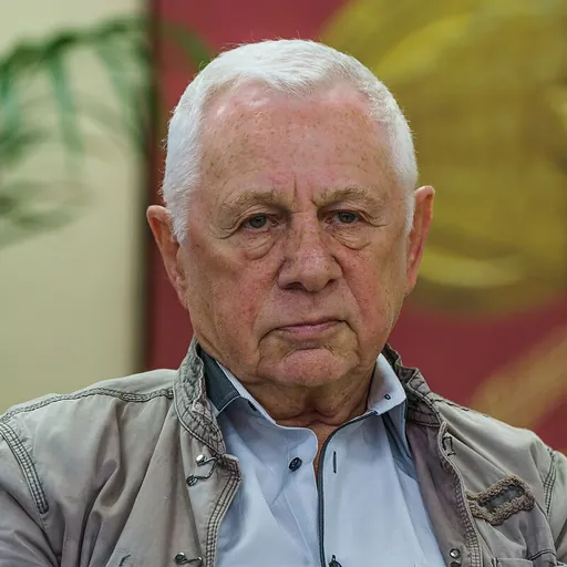 Portrait of Edward Topol