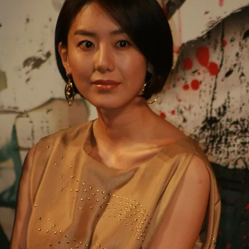 Portrait of Yoon Jung-hee