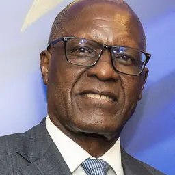 Portrait of Tom Alweendo