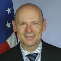 Portrait of Thomas Hushek