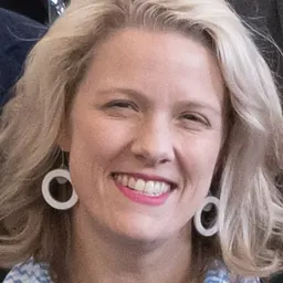 Portrait of Clare O'Neil
