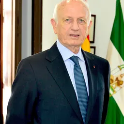 Portrait of André Azoulay