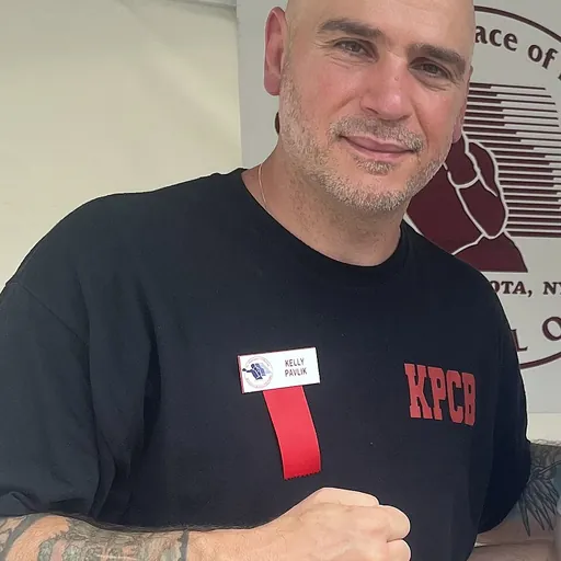 Portrait of Kelly Pavlik