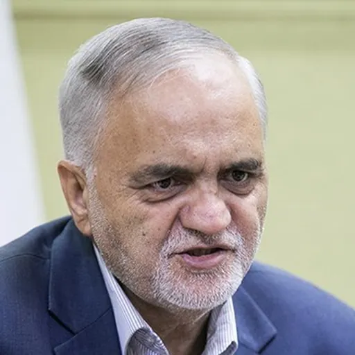 Portrait of Mohammad-Reza Rahchamani