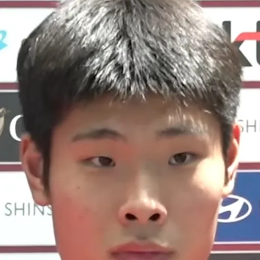 Portrait of Lee Young-jun