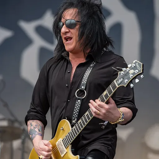 Portrait of Steve Stevens