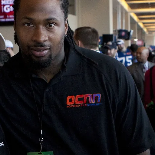 Portrait of Darnell Dockett
