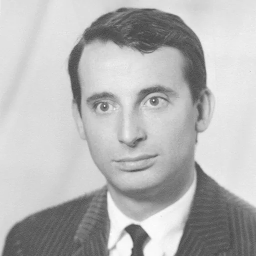Portrait of Alex Métayer