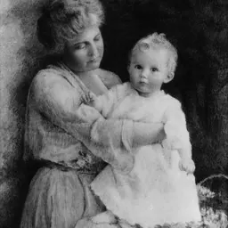 Portrait of Lois Darling