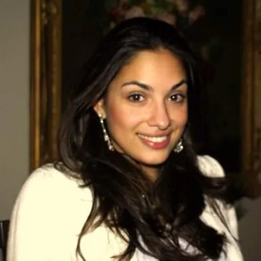 Portrait of Lara Amersey