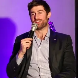 Portrait of Scott Rogowsky