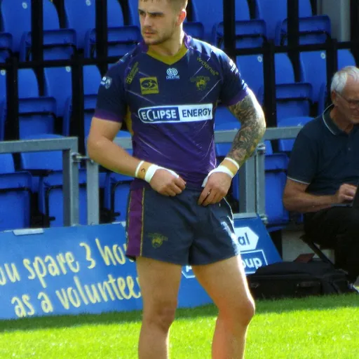 Portrait of Alex Sutcliffe