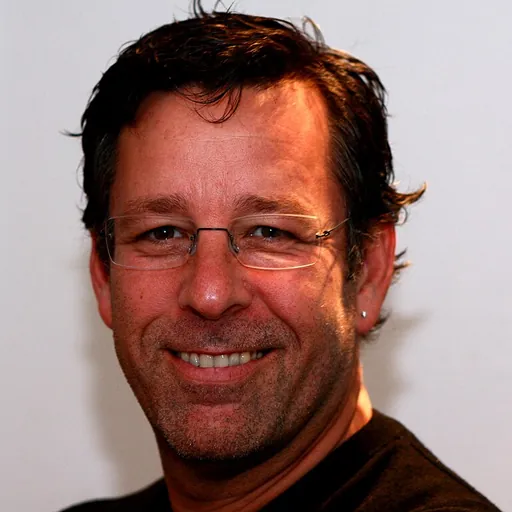 Portrait of Steven Sloane