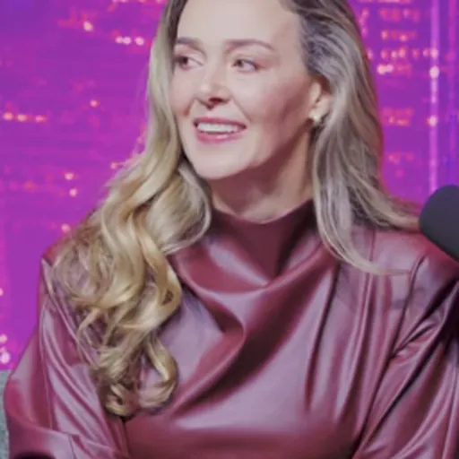 Portrait of Claudia Elena Vásquez