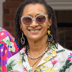 Portrait of Suzanne Packer