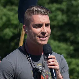 Portrait of Nick Fradiani