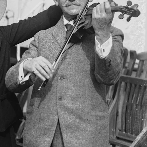 Portrait of Sam Franko