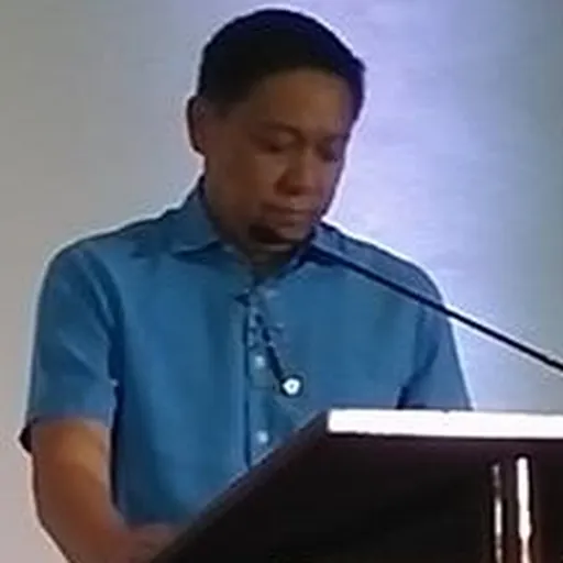 Portrait of Ronnie Vicente Lagnada