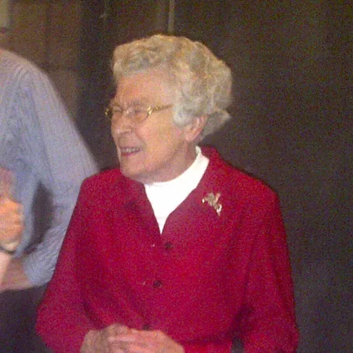 Portrait of Zena Skinner