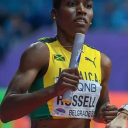 Portrait of Janieve Russell