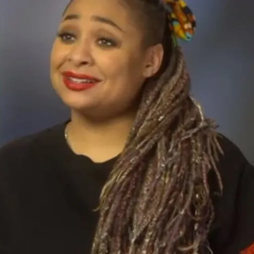 Portrait of Raven-Symoné