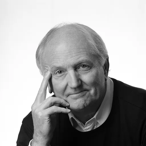 Portrait of Daryl Jackson