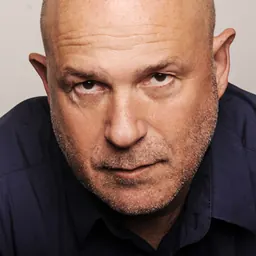 Portrait of Noam Meiri