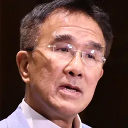 Portrait of Michael Tien