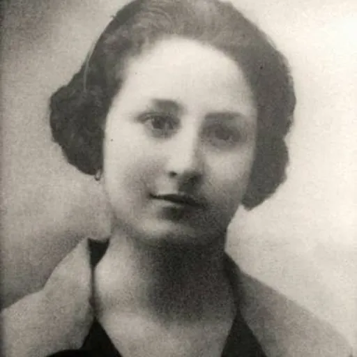 Portrait of Amada García