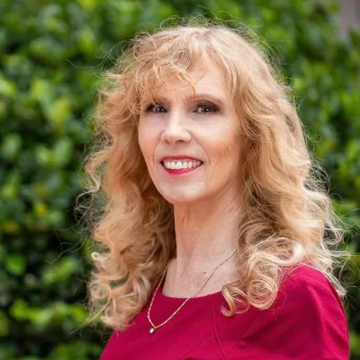 Portrait of Peggy Gossett-Seidman