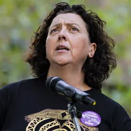 Portrait of Monique Ryan